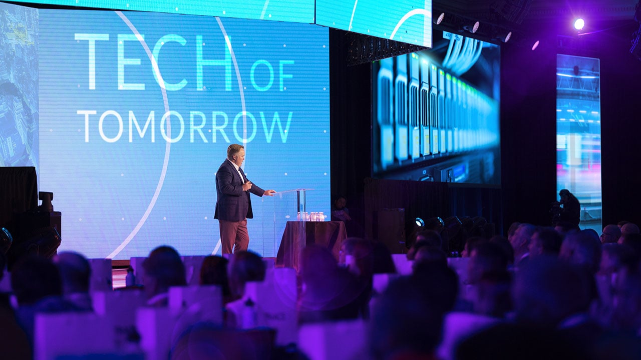 Technology-Event-audience-presenter-led-lighting