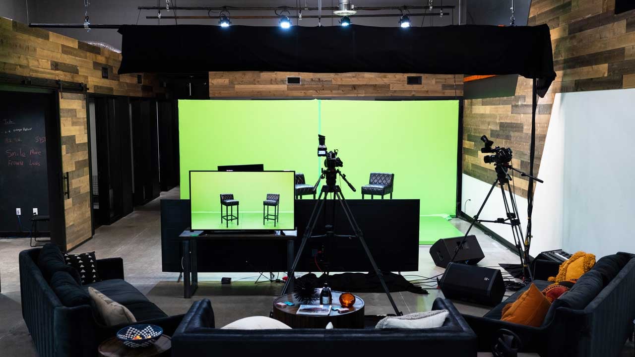 Claritys-virtual-event-studio