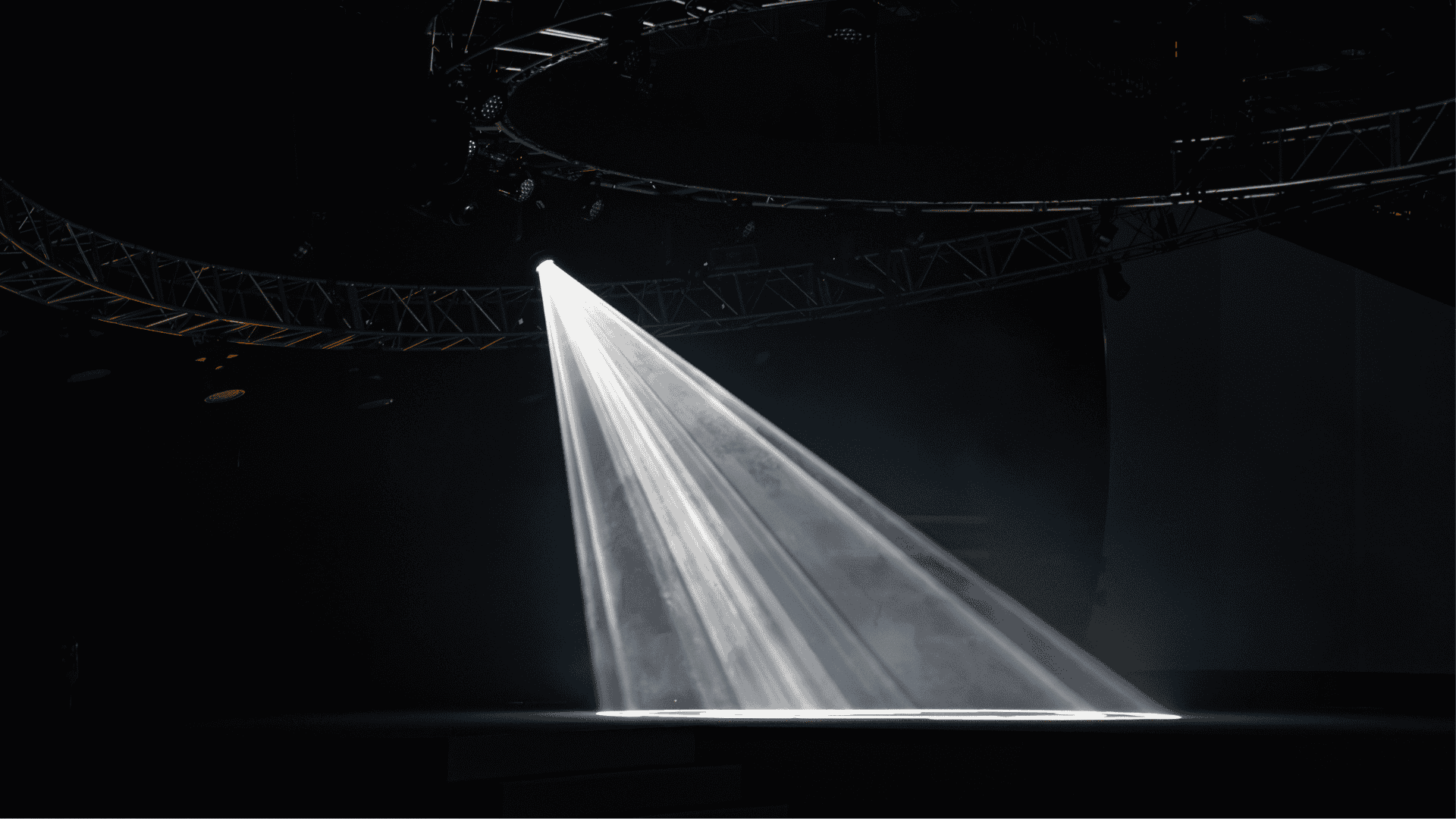 an example of good stage lighting