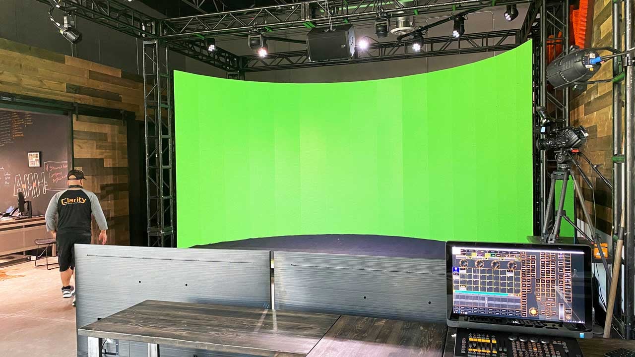 Virtual-Studio-Perks-and-Benefits