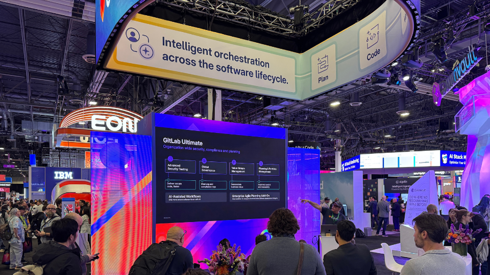 image of a custom trade show booth designed by clarity experiences