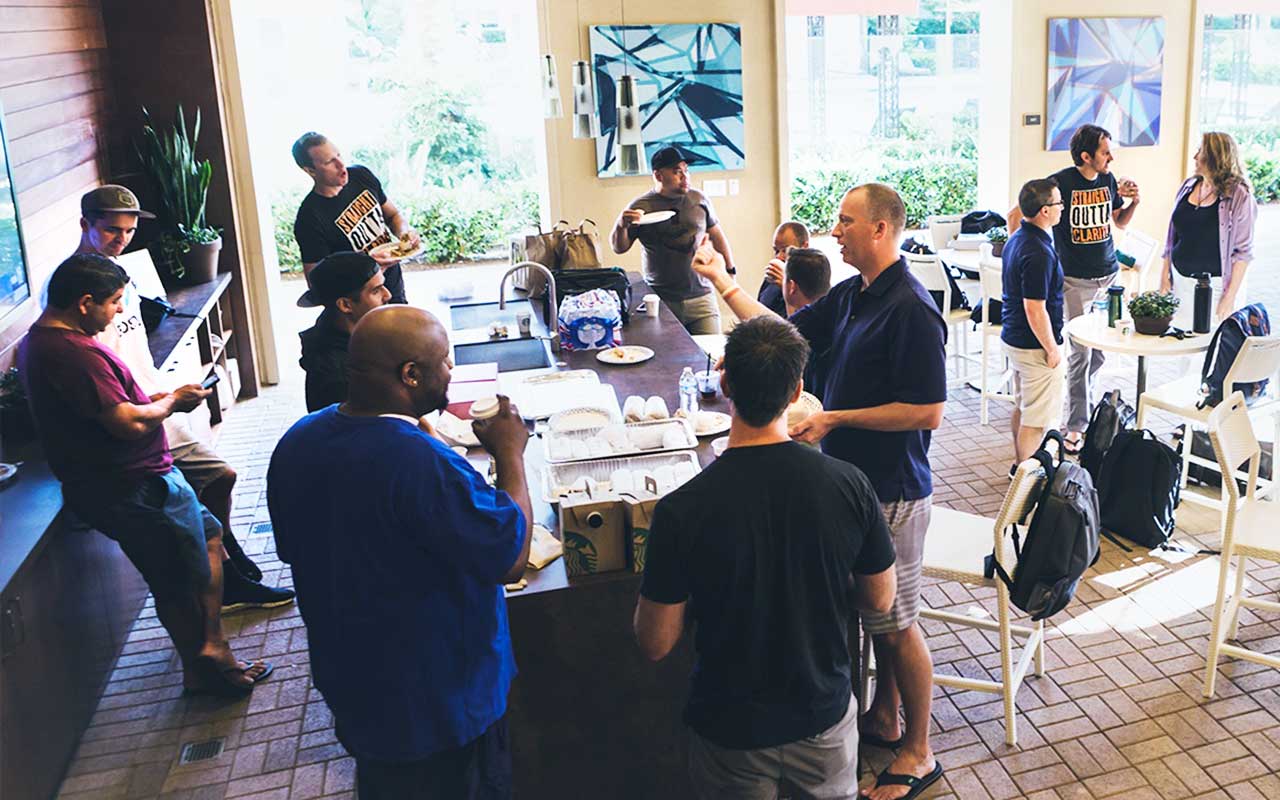 team-meeting-clarity-experiences